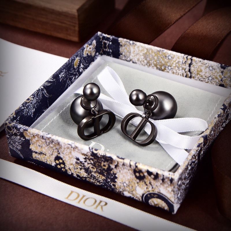 ch**an D*or earrings